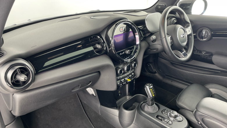 MINI Hatchback 135kW Cooper S Level 3 33kWh 3dr Auto Electric Hatchback